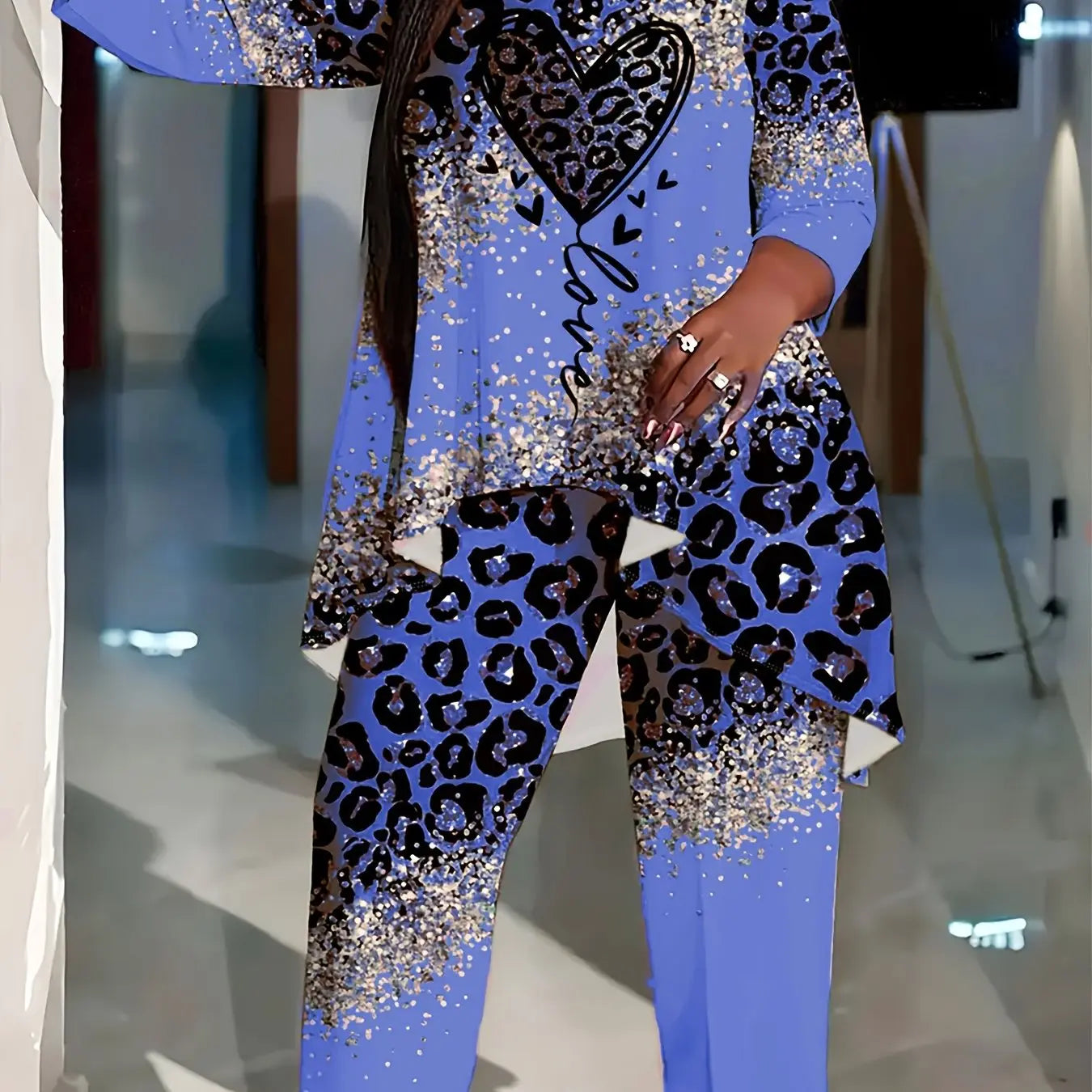 Leopard & Heart Print Plus-Size Set for Women - High-Low Hem, 3/4 Sleeves, Crew Neck Top & Pants Chic Le'Meek