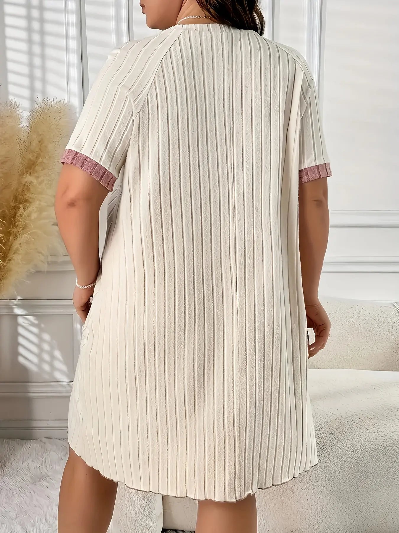 Plus Size Short-Sleeve Dress with Heart Embroidery Two-Piece Set Temu