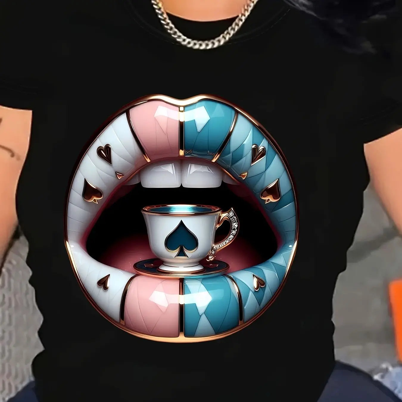Pluse Size Women'S Plus Size Lip Print T-Shirt- Short Sleeve, Lightweight& Comfortable Casual Tee with Unique Geometric Design, with Blue Pink and White Lips Graphic, Perfect for Spring/Summer Chic Le'Meek