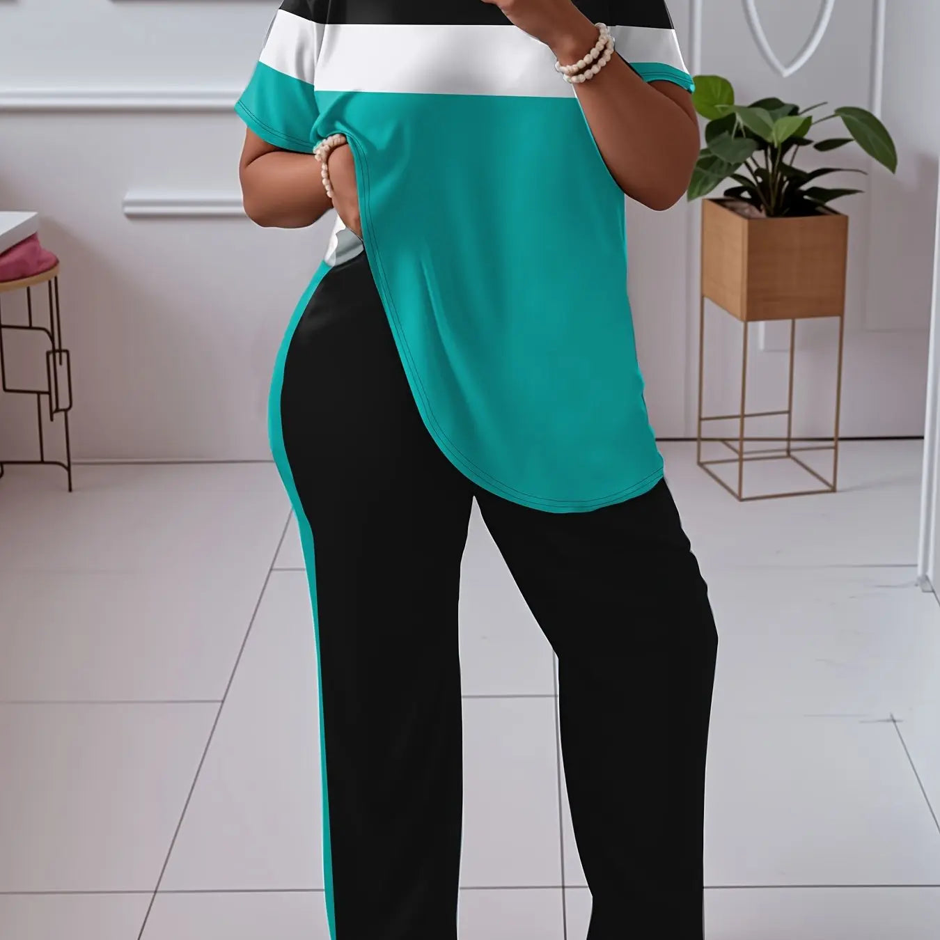 Women'S Plus Size Casual Color Block 2pcs Set - Elegant Crew Neck Short Sleeve Top & Straight Leg Pants, 95% Polyester 5% Elastane, Medium Stretch Knit Fabric, Machine Washable Chic Le'Meek