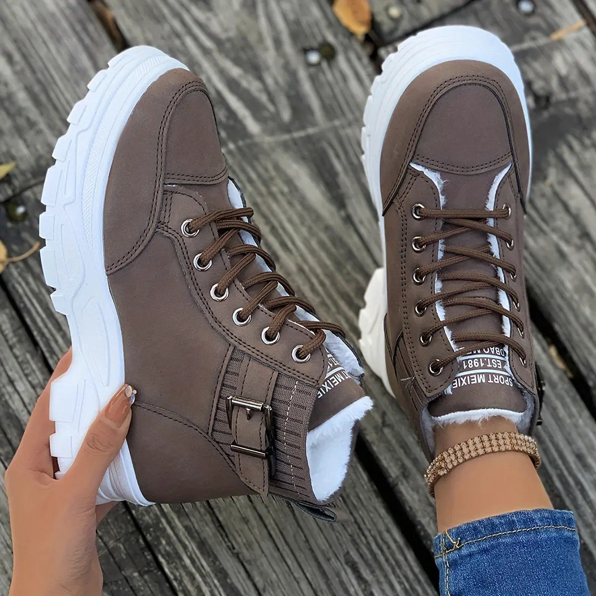 Velvet Warmth Snow Boots for Women - Thick, Non-Slip, Wear-Resistant High-Top Sports Shoes with Soft Insoles for Cold Winter Days - Perfect for Outdoor Activities Chic Le'Meek