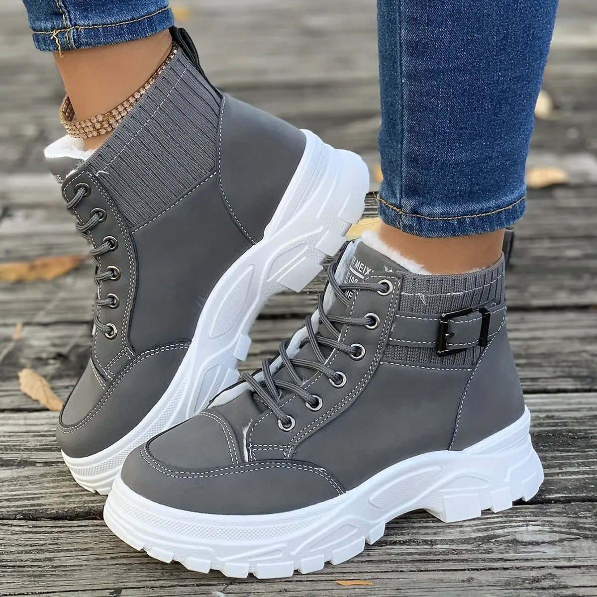 Velvet Warmth Snow Boots for Women - Thick, Non-Slip, Wear-Resistant High-Top Sports Shoes with Soft Insoles for Cold Winter Days - Perfect for Outdoor Activities Chic Le'Meek