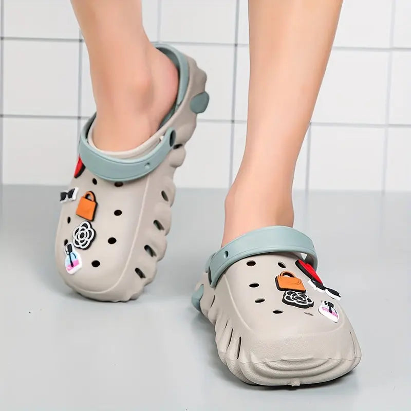 Women's Cartoon 3d Decor Clogs, Slip On Lightweight Soft Sole Garden Clogs, Closed Toe Summer Beach Shoes Chic Le'Meek