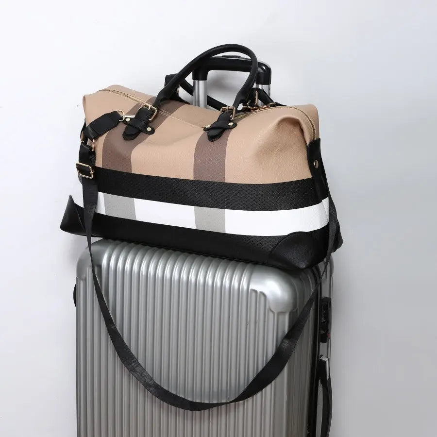 PU leather large overnight travel bag striped pattern handbag carry-on luggage bag suitable for vacation, overnight, camping, hiking, sports and fitness Chic Le'Meek