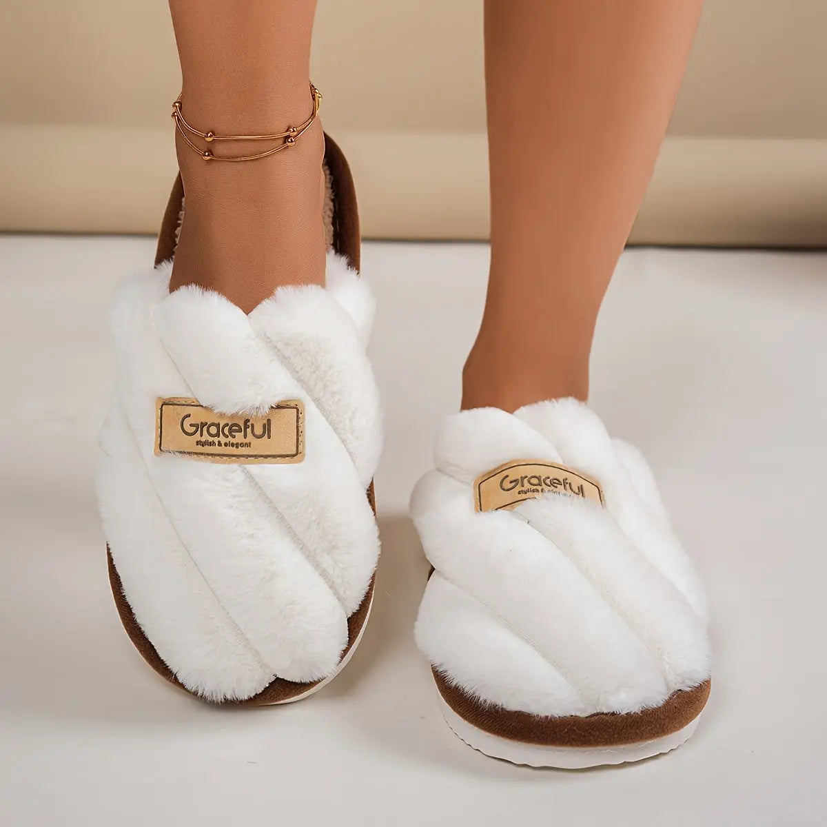Women's Simple and Fashionable Indoor Home Comfort Warm Soft Bottom Silent Slippers Chic Le'Meek