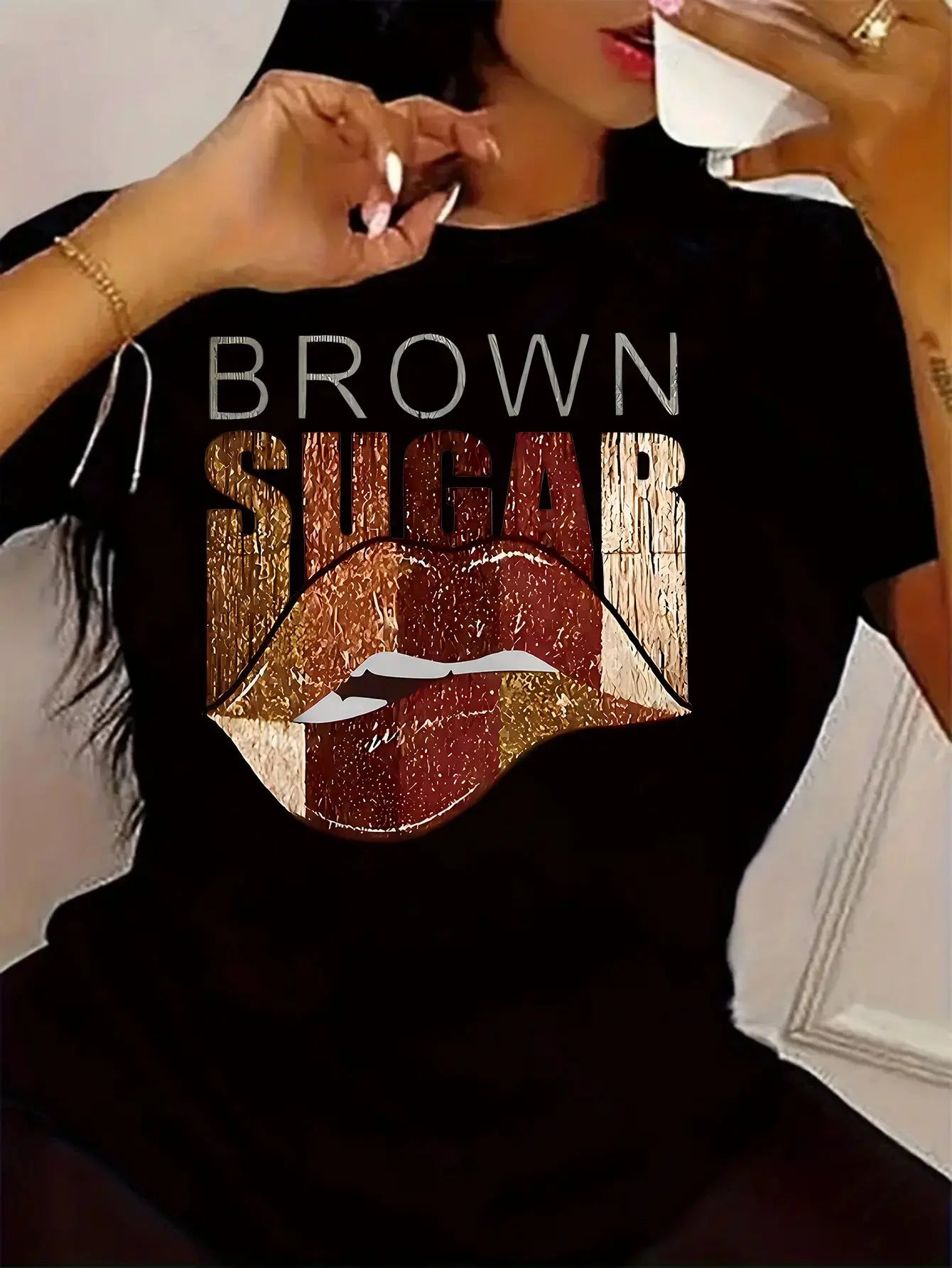 Plus - Size Women's Round - Neck T - shirt: "Brown Sugar" Lip Graphic, Comfortable & Stylish for Everyday Wear Chic Le'Meek