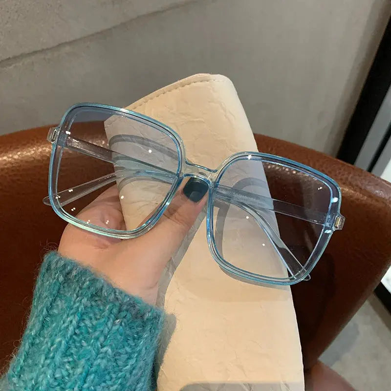 Fashion Designer Square Sunglasses Woman Retro Vintage Gradient Sun Glasses Female Clear Lens Black White Oculos De Sol Chic Le'Meek