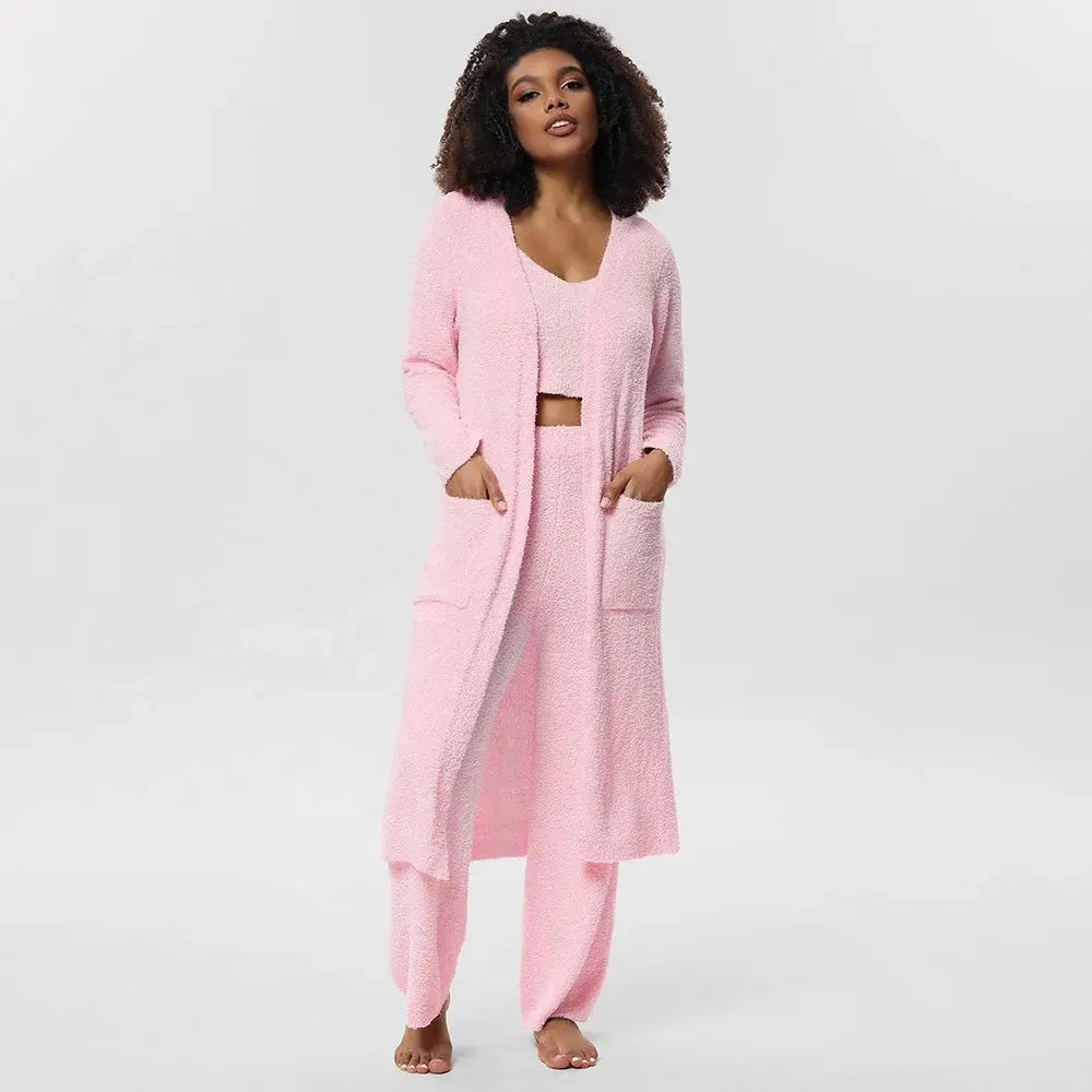 Oem Odm Winter Pajamas Sets for Woman Tank Top Vest and Lounge Wear Three Piece Robes Set Camisole Long Pants Home Wear Chic Le'Meek