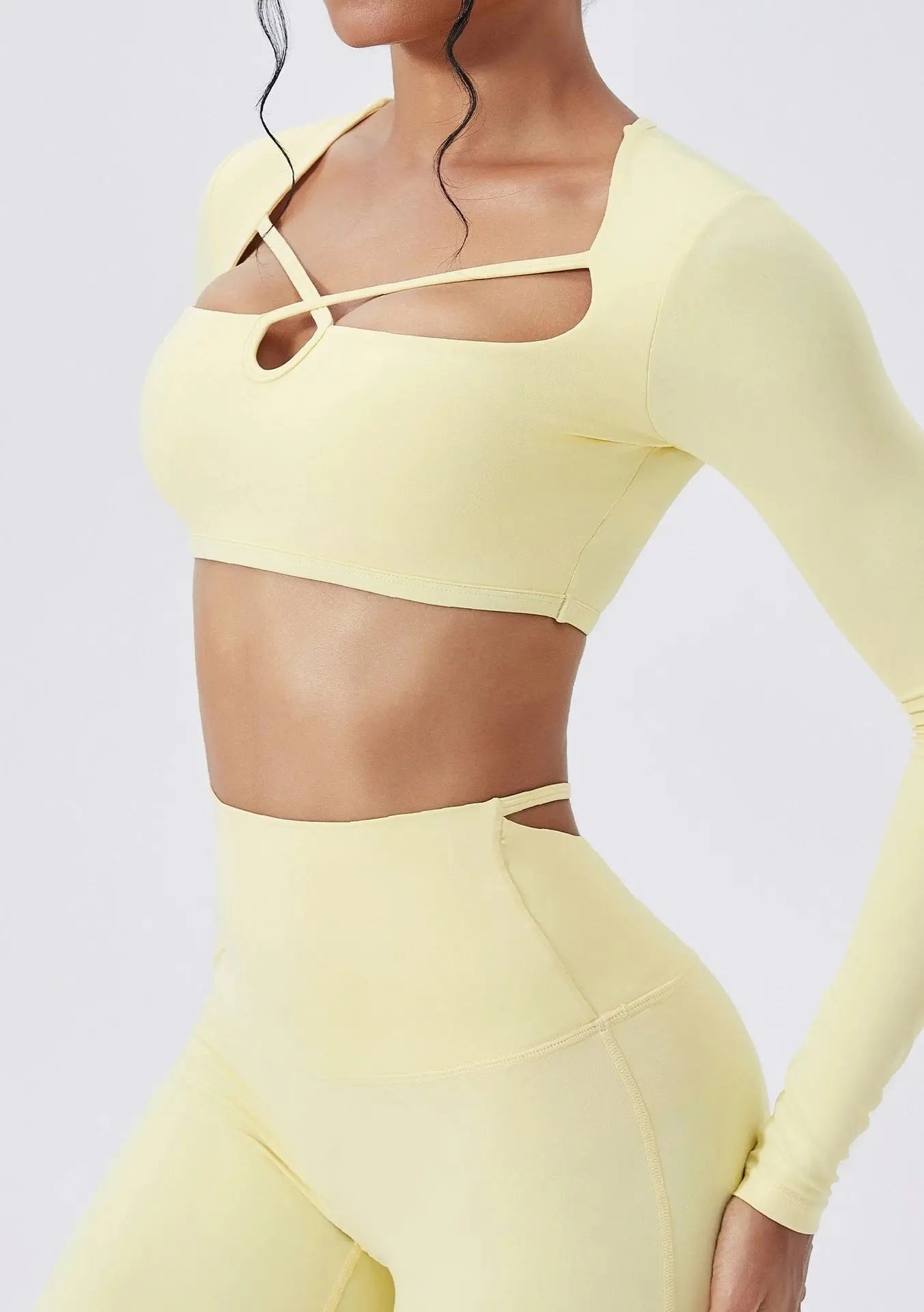 Sexy Square Neck Yoga Top Women Cutout Design Secado Rápido -Transpirable Long Sleeve Fitness Shirt Running Ropa Deportiva Mujer Chic Le'Meek