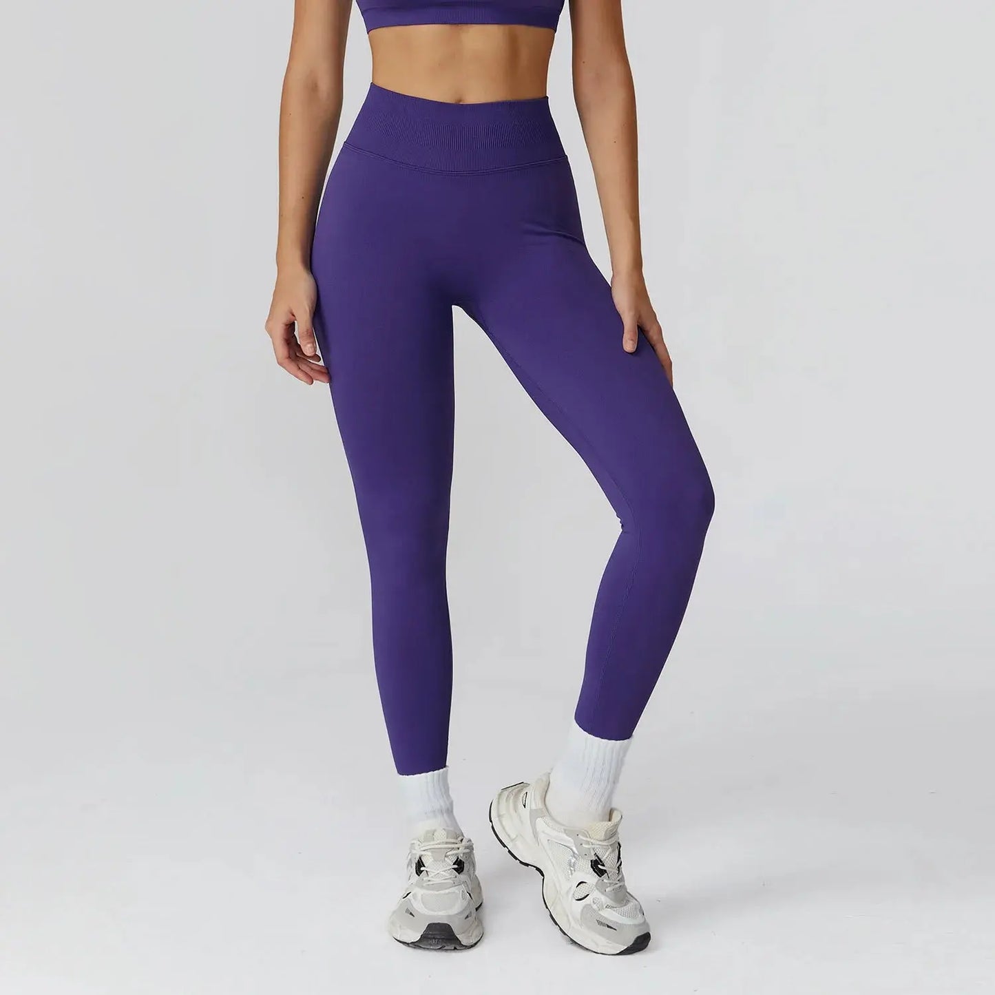New Sexy Back Hollow Out Long Sleeve Yoga Shirts Square Neck Quick Dry Running Tops Tight Slimming Gym Fitness T-Shirt With Pads Chic Le'Meek