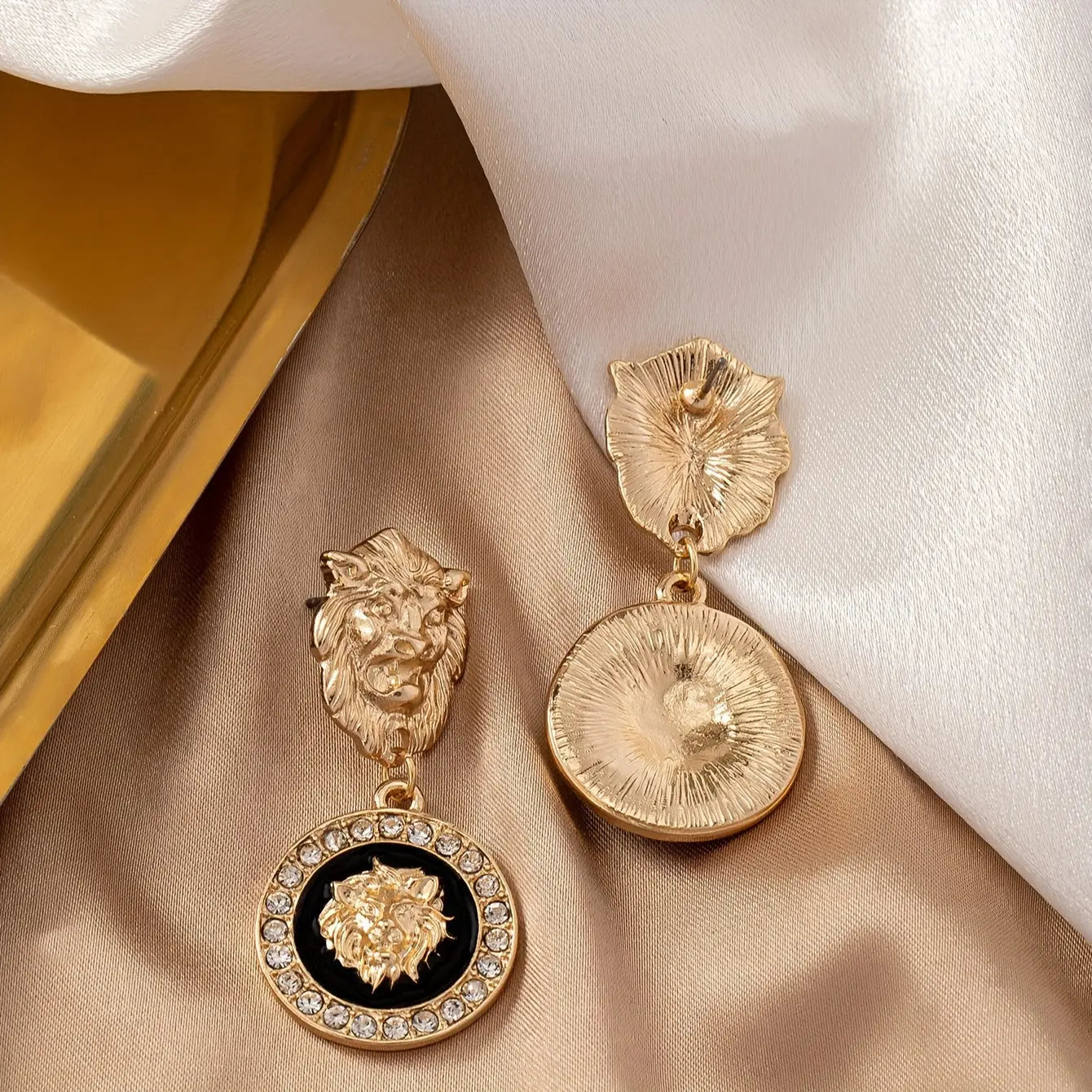 Exaggerated Golden Lion Head Design Stud Earrings Zinc Alloy Jewelry Vintage Luxury Style Personality Female Earrings Temu