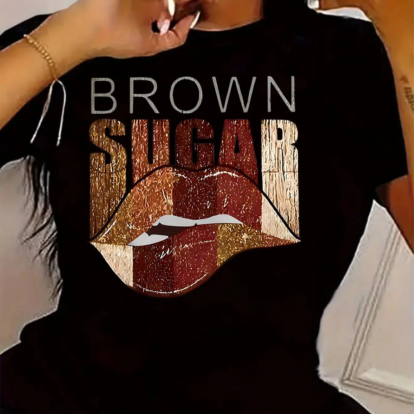 Plus - Size Women's Round - Neck T - shirt: "Brown Sugar" Lip Graphic, Comfortable & Stylish for Everyday Wear Chic Le'Meek