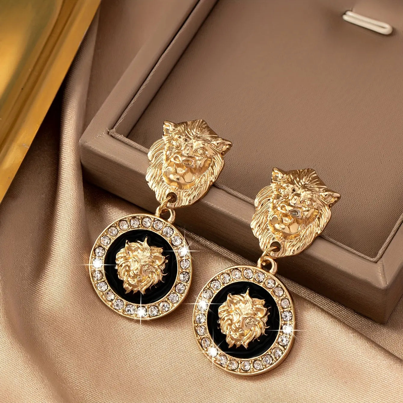 Exaggerated Golden Lion Head Design Stud Earrings Zinc Alloy Jewelry Vintage Luxury Style Personality Female Earrings Temu