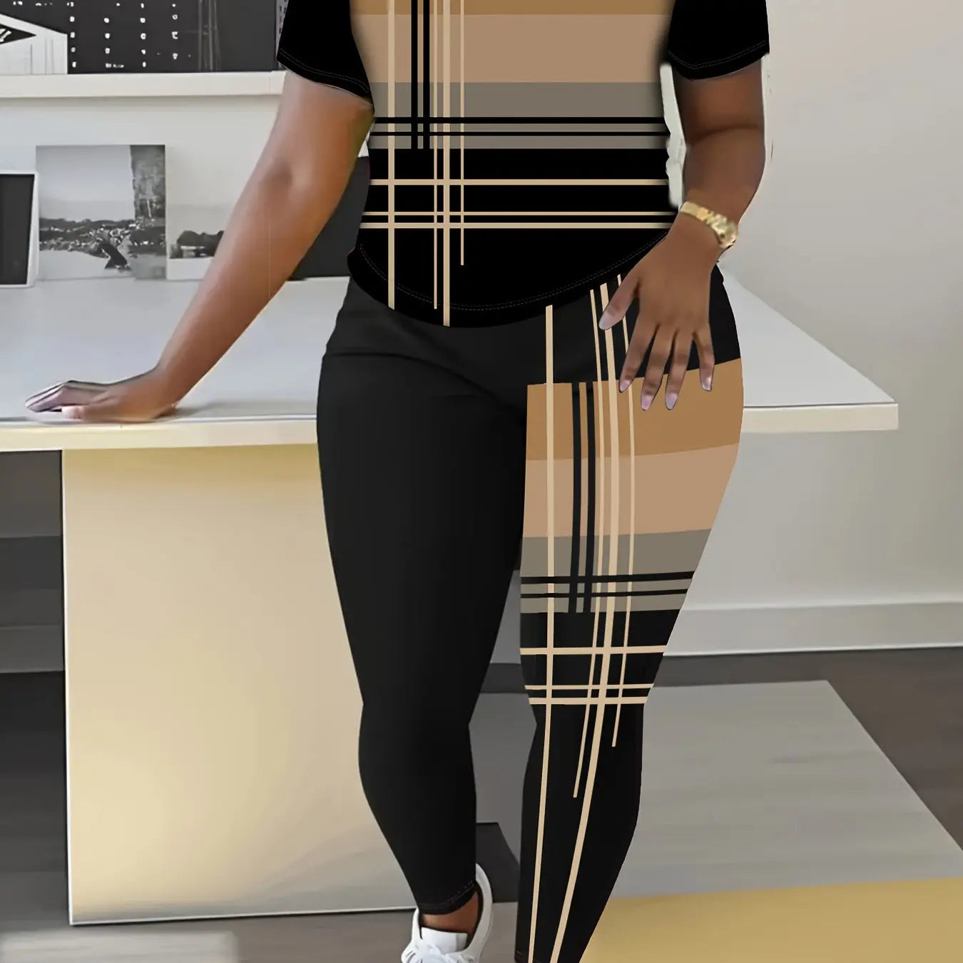 Smart Casual Crewneck Two-piece Set Plus Size Women'S Two-piece Set Short Sleeve Color-block Top T-shirt With Long Pants Bottoms Set Chic Le'Meek