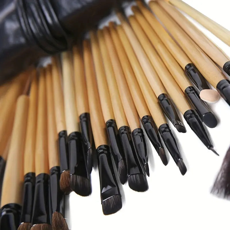 24pcs Professional Makeup Brush Set with Soft Synthetic Bristles for Flawless Foundation, Blush & Eyeshadow Application - Includes Travel Case Chic Le'Meek