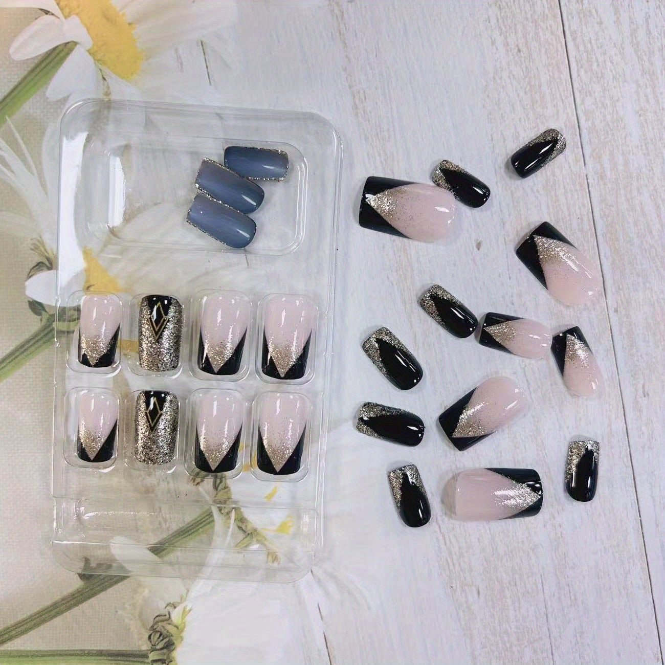 24PCS Square Fake Nails French Tip Press On Nails Medium Black Glue On Nails Full Cover False Nails With Golden Glitter Designs French Nails