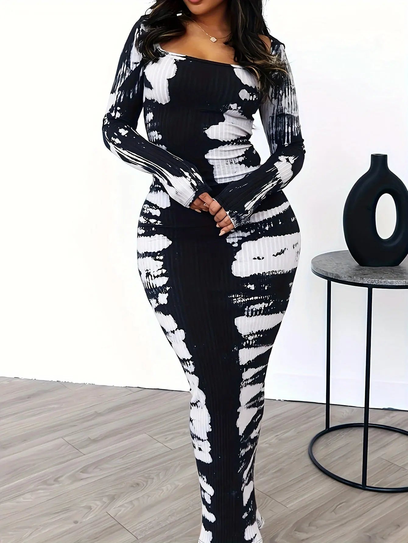 [Minimalist Chic] Elegant Black and White Tie-Dye Maxi Dress for Women - Chic Square Neck, Long Sleeves, Polyester Knit, Machine Washable Chic Le'Meek