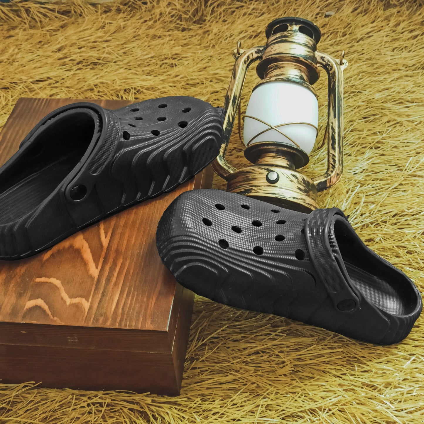 [Trendy EVA Clogs] Non-Slip EVA Clogs - Trendy Comfort Slides - Breathable, Thick Sole, Versatile for Indoor/Outdoor Wear in Black, Blue, Pink, Beige Chic Le'Meek