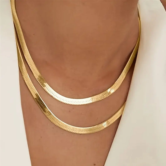1pc Elegant Minimalist Multi-Layer Flat Snake Chain Necklace for Women - Golden-Tone Alloy Versatile Daily Wear & Holiday Gift Jewelry, Snake Jewelry Chic Le'Meek