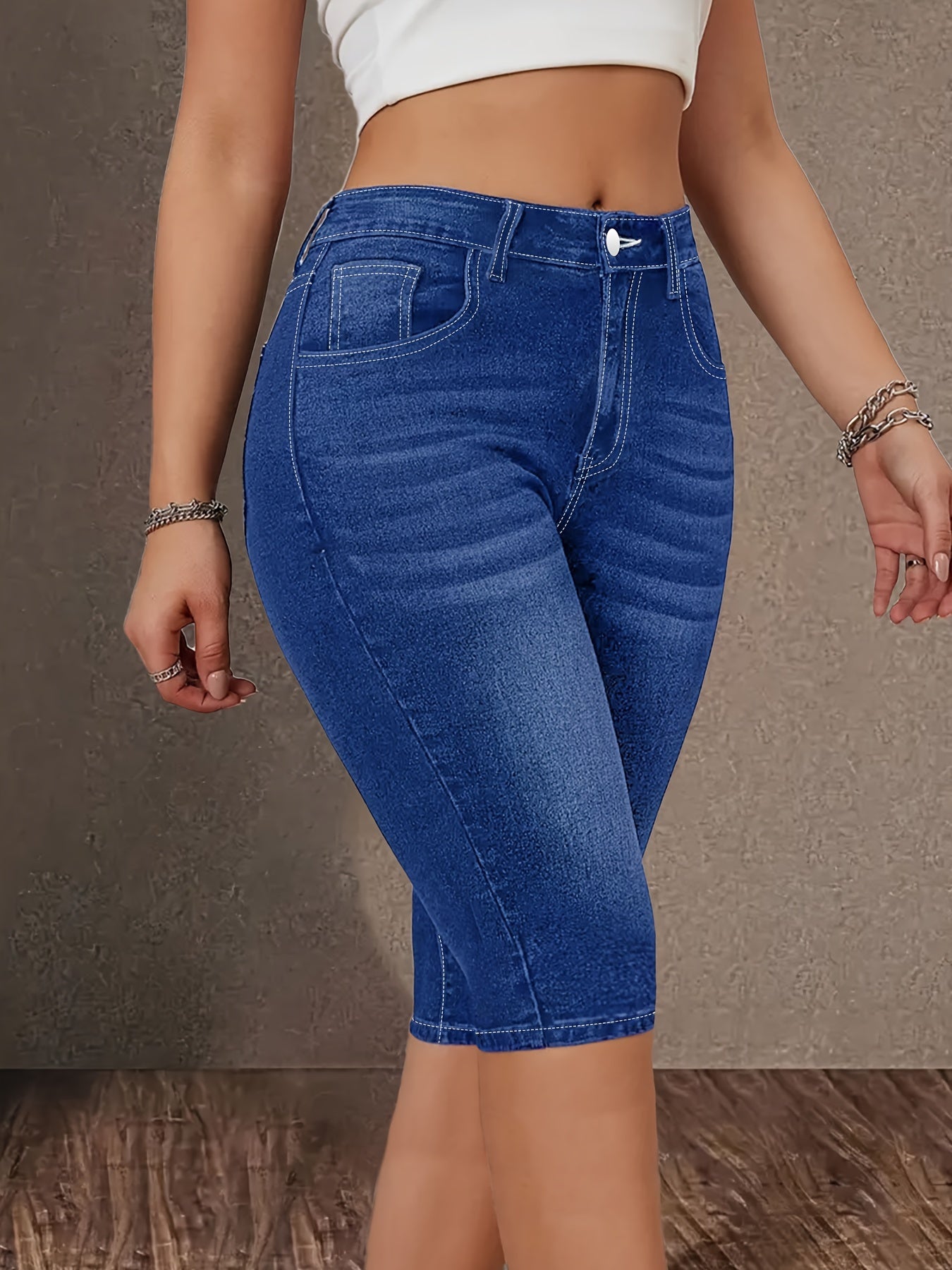 Plus Size Blue Geometric Embroidered Capri Jeans With High Waist And Vintage Retro Style, Women's Denim Jeans & Clothing