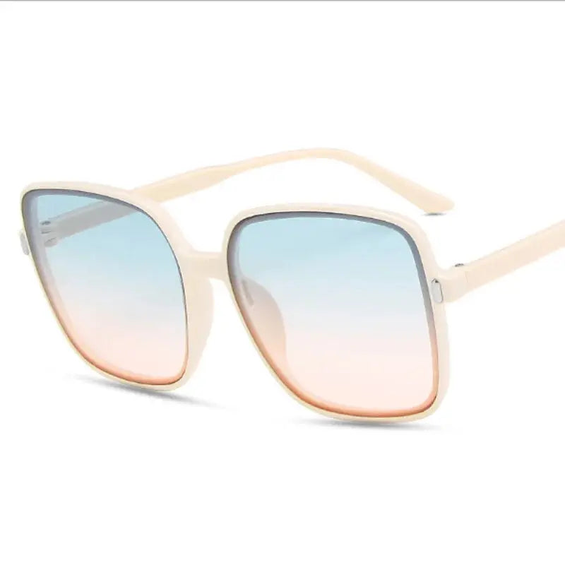 Fashion Designer Square Sunglasses Woman Retro Vintage Gradient Sun Glasses Female Clear Lens Black White Oculos De Sol Chic Le'Meek