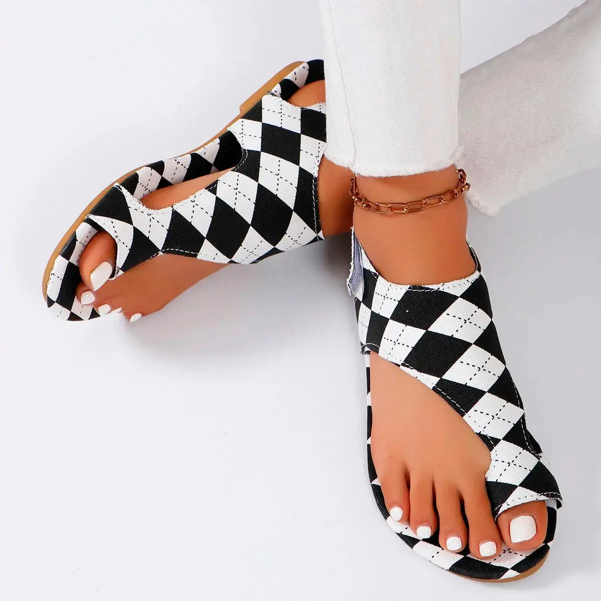 Women Sandals 2024 New Summer Flats Clip Toe Sandals Beach Designer Sandals Sling Back Fashion Casual Shoes for Women Flip Flops Chic Le'Meek