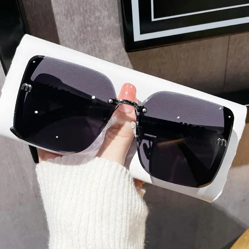 2024 New Fashion Cool Sunglasses Women Luxury Brand Letters Anti Strong Light Vintage Rimless Sun Glasses Ladies Gafas UV400 Temu