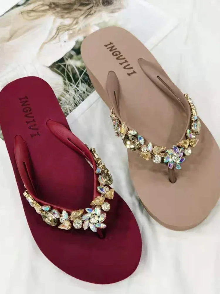 Slippers Women Glitter Flip Flops  Summer 2023 Fashion Outdoor Rhinestone Chain Wedge Beach Slippers Jelly Hawaiian Flat Sandals