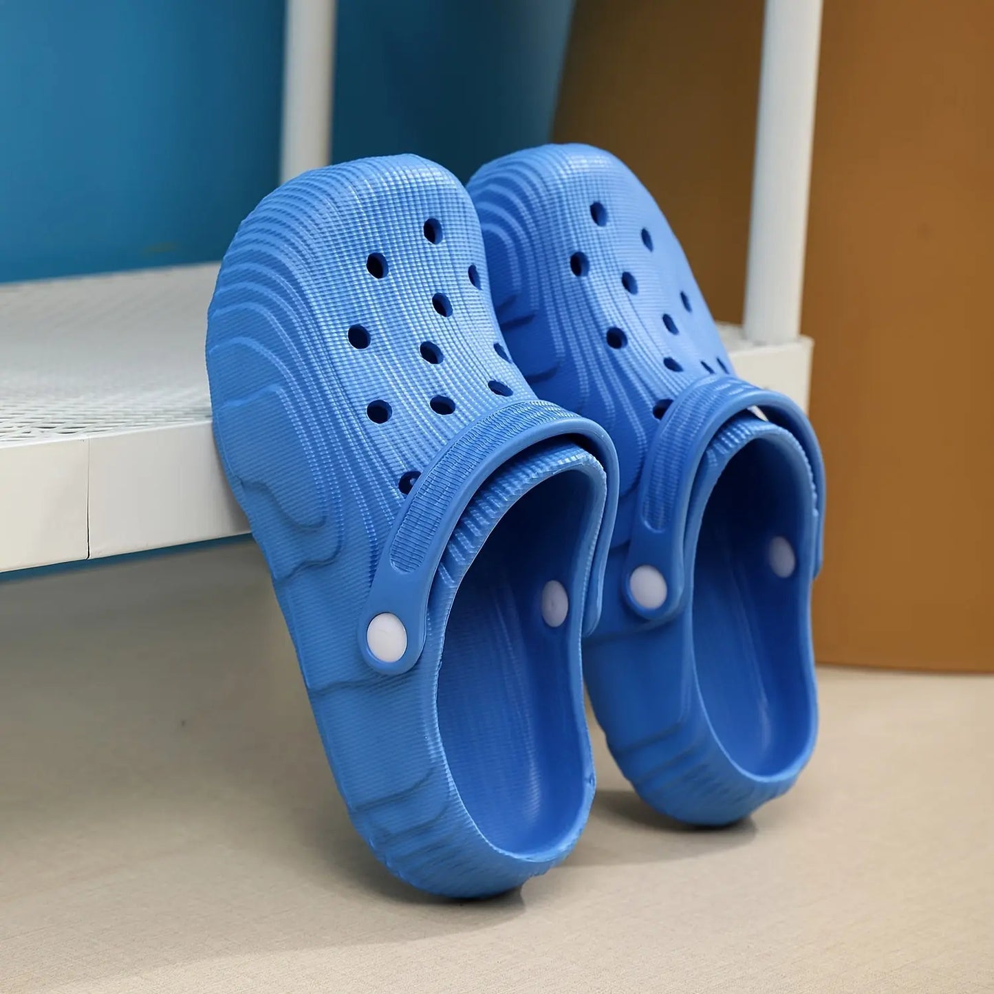[Trendy EVA Clogs] Non-Slip EVA Clogs - Trendy Comfort Slides - Breathable, Thick Sole, Versatile for Indoor/Outdoor Wear in Black, Blue, Pink, Beige Chic Le'Meek