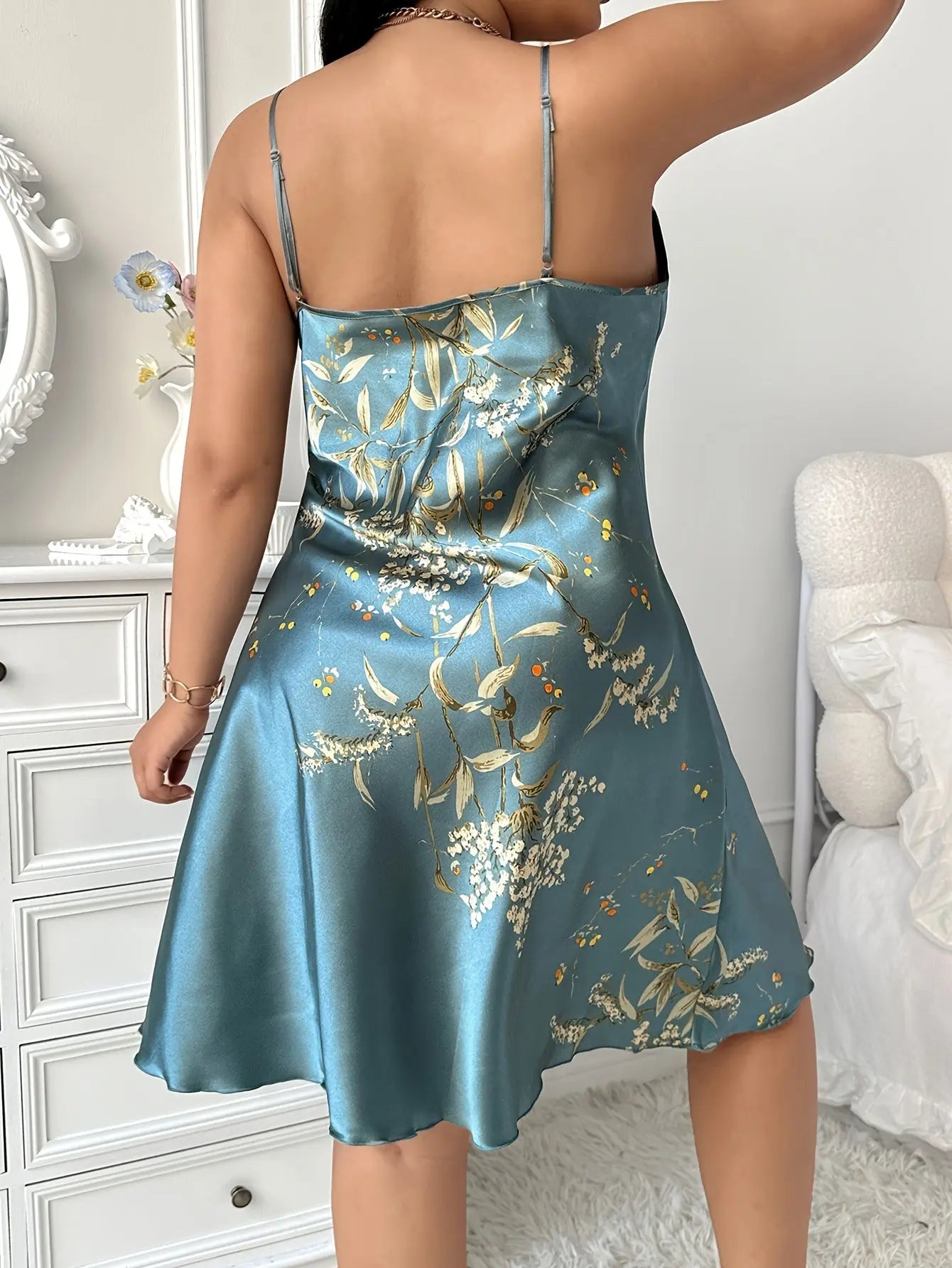 Plus Size Women's Black & Golden Floral Print Spaghetti Strap Nightgown Temu