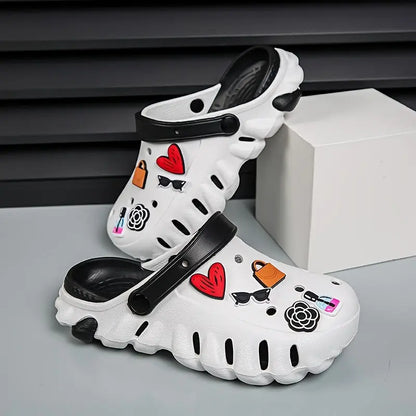 Women's Cartoon 3d Decor Clogs, Slip On Lightweight Soft Sole Garden Clogs, Closed Toe Summer Beach Shoes Chic Le'Meek