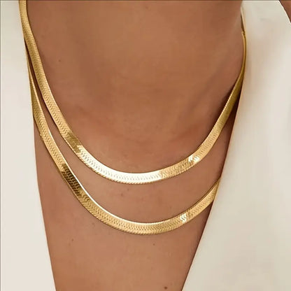 1pc Elegant Minimalist Multi-Layer Flat Snake Chain Necklace for Women - Golden-Tone Alloy Versatile Daily Wear & Holiday Gift Jewelry, Snake Jewelry Chic Le'Meek